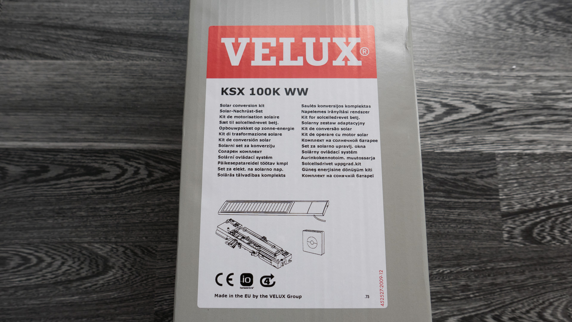 Velux KSX 100K WW Unboxing 02