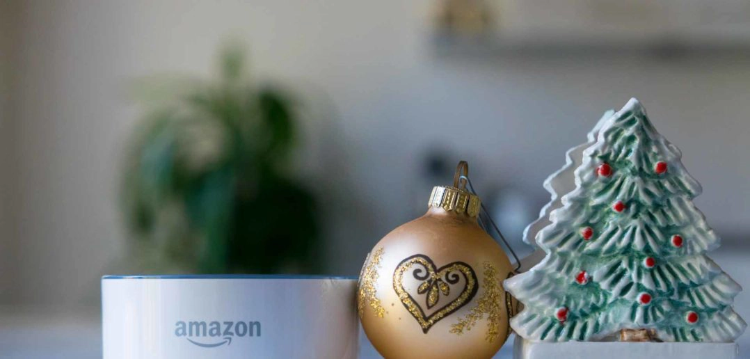 Amazon bietet echte Weihnachtsbäume mit Alexa an