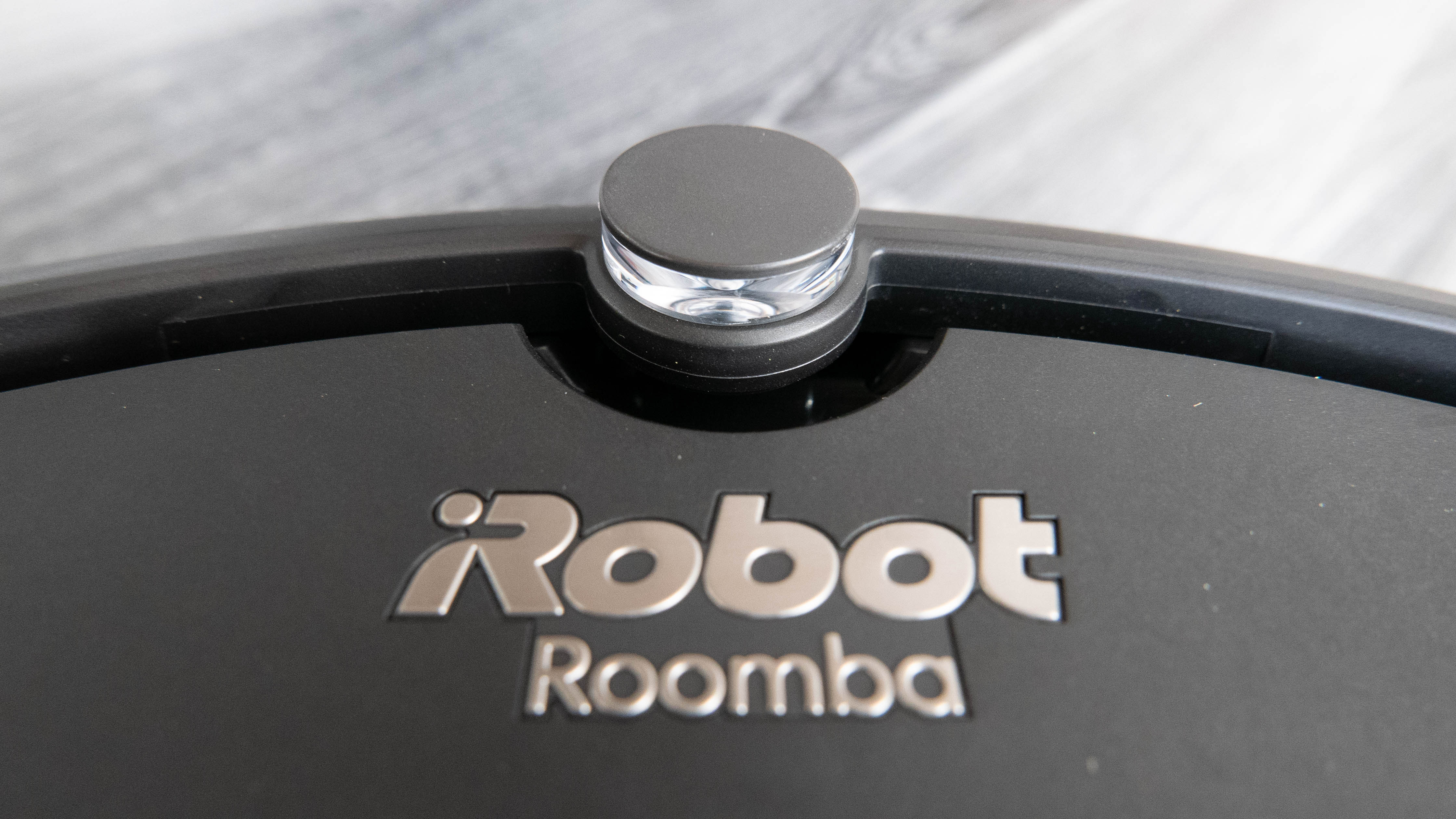 [Obrázek: iRobot-Roomba-i7-Details5.jpg]