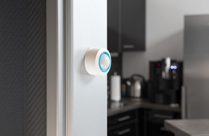 Luminea Home Control WLAN-Temperatur- & Luftfeuchtigkeits-Sensor