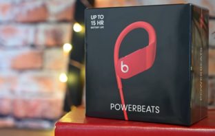 Powerbeats 4