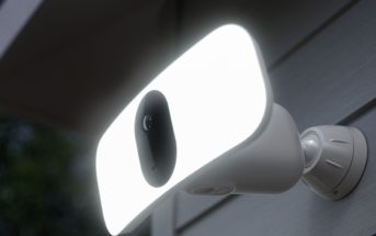 Arlo Pro 3 Flutlicht-Kamera