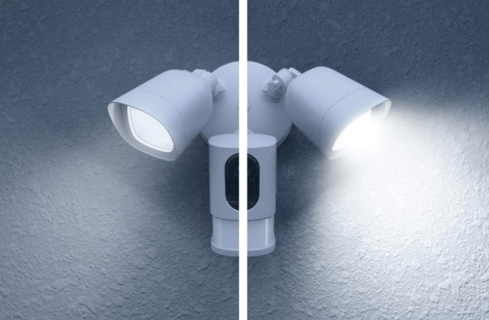 eufy Security Sicherheitskamera mit Scheinwerfer