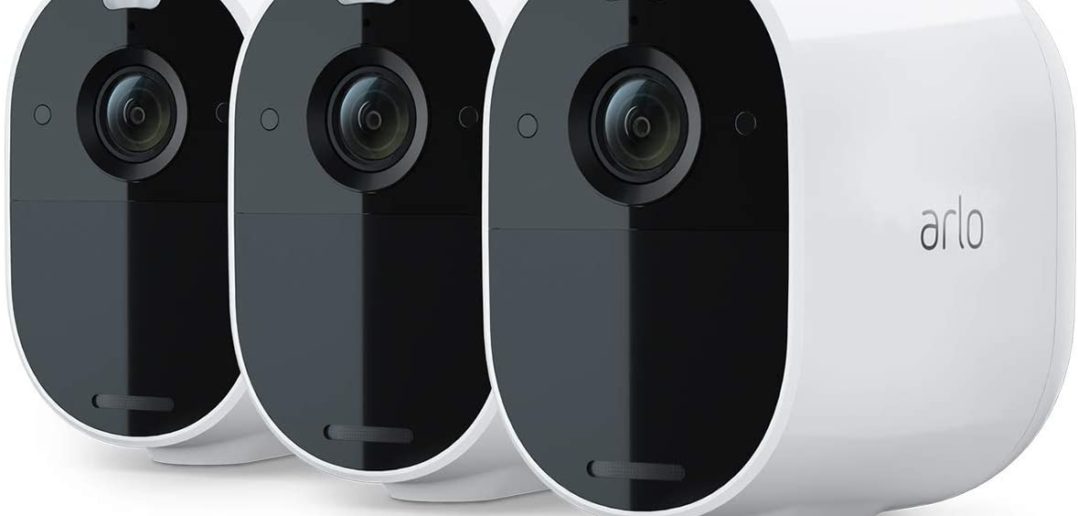 Arlo Essential Spotlight Kamera