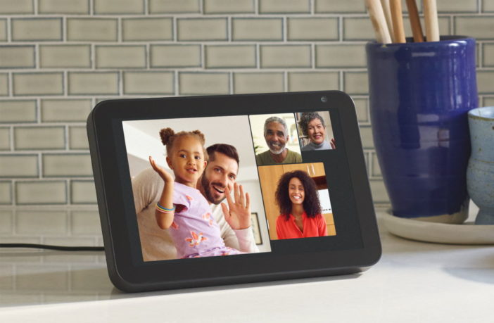 Gruppenanrufe Alexa Echo Show Videoanruf einer Gruppe