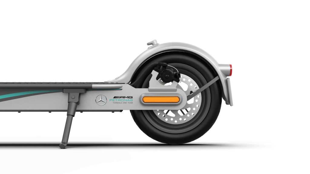 Mi Electric Scooter Pro 2 Mercedes-AMG Petronas F1 Team Edition