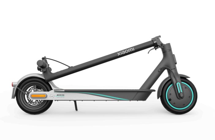 Mi Electric Scooter Pro 2 Mercedes-AMG Petronas F1 Team Edition