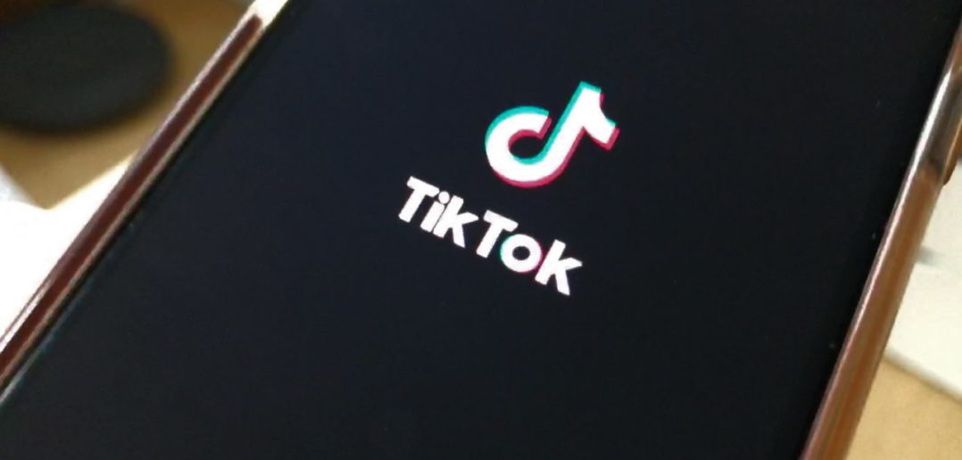 Smartphone TikTok App