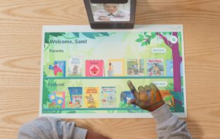 Amazon Glow Projektion