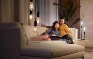Philips Hue White Ambiance Filament 1