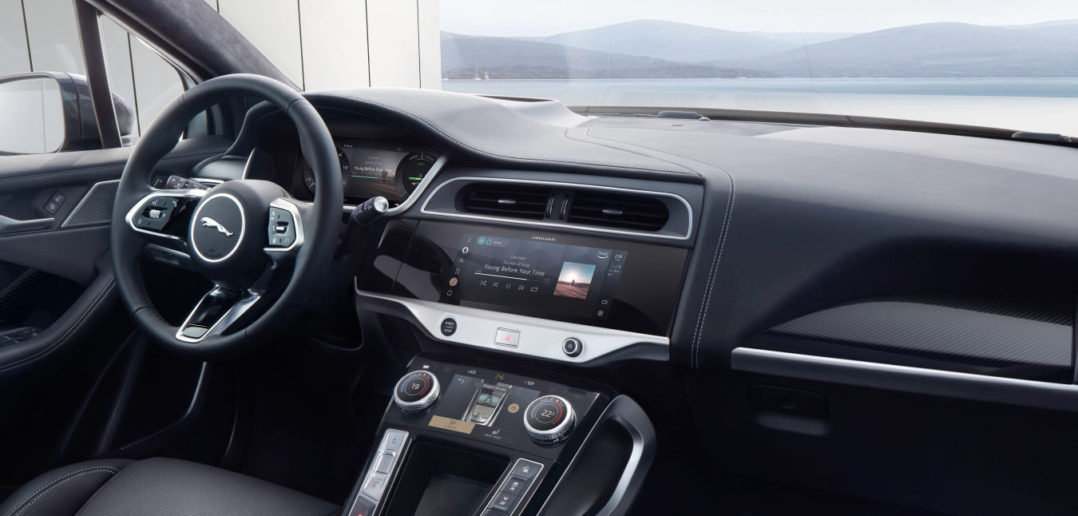 Amazon Alexa im Jaguar I-Pace