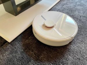 Der Dreame D9 benutzt häufig seinen Bumper