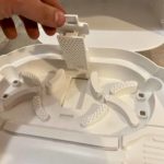 Ein Sieb schützt das Innere vor groben Schmutz