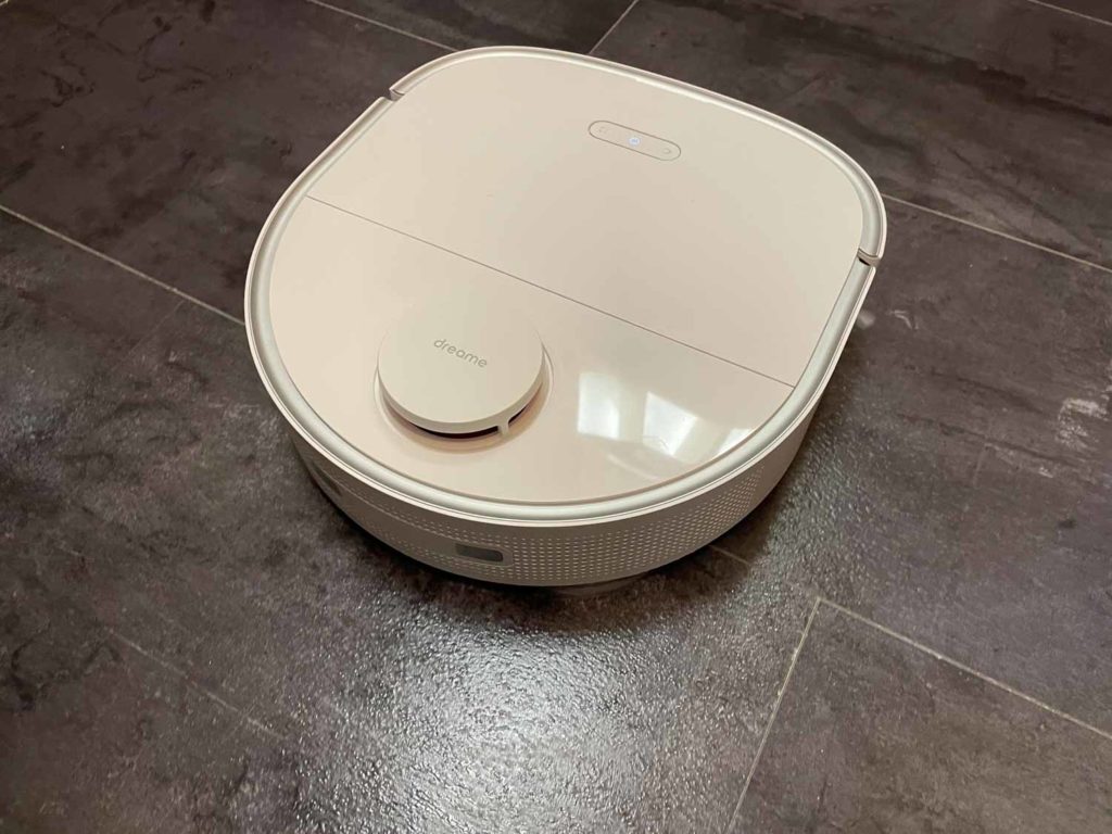 Er besitzt keinen integrierten Wassertank