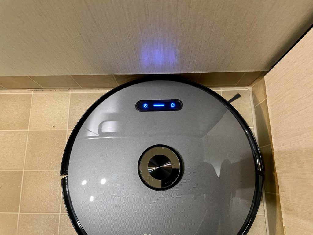 Die Eckenreinigung ist baubedingt zufriedenstellend