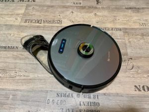 Hier verschluckt er einen Schuh