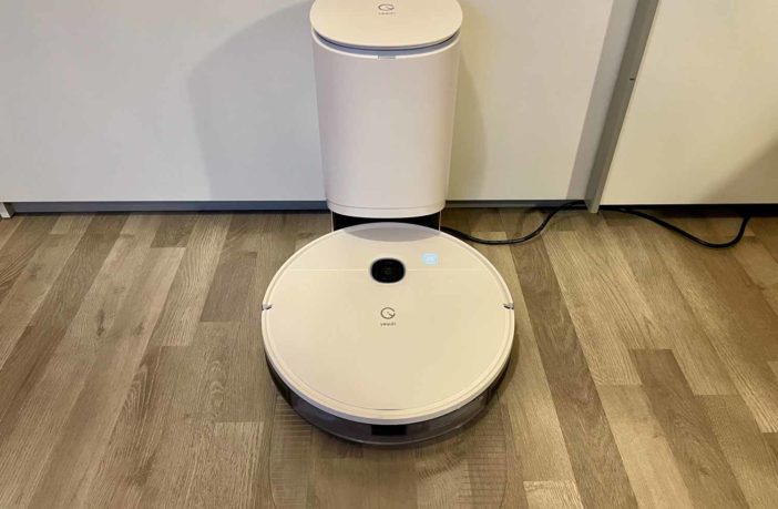 Der Yeedi Vac Station