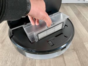 Der Staubbehälter lässt sich einfach entnehmen