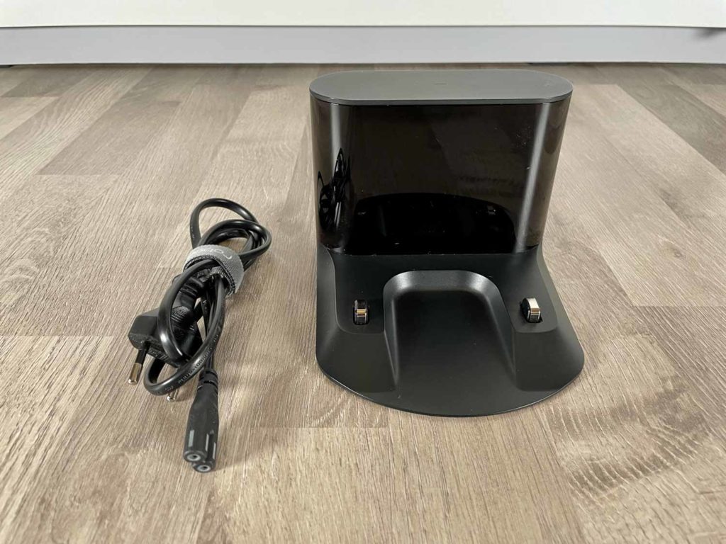 Die Ladestation des Roborock S6 MaxV