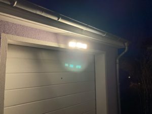 eufy Floodlight Cam 2 Pro Anbringung Garage