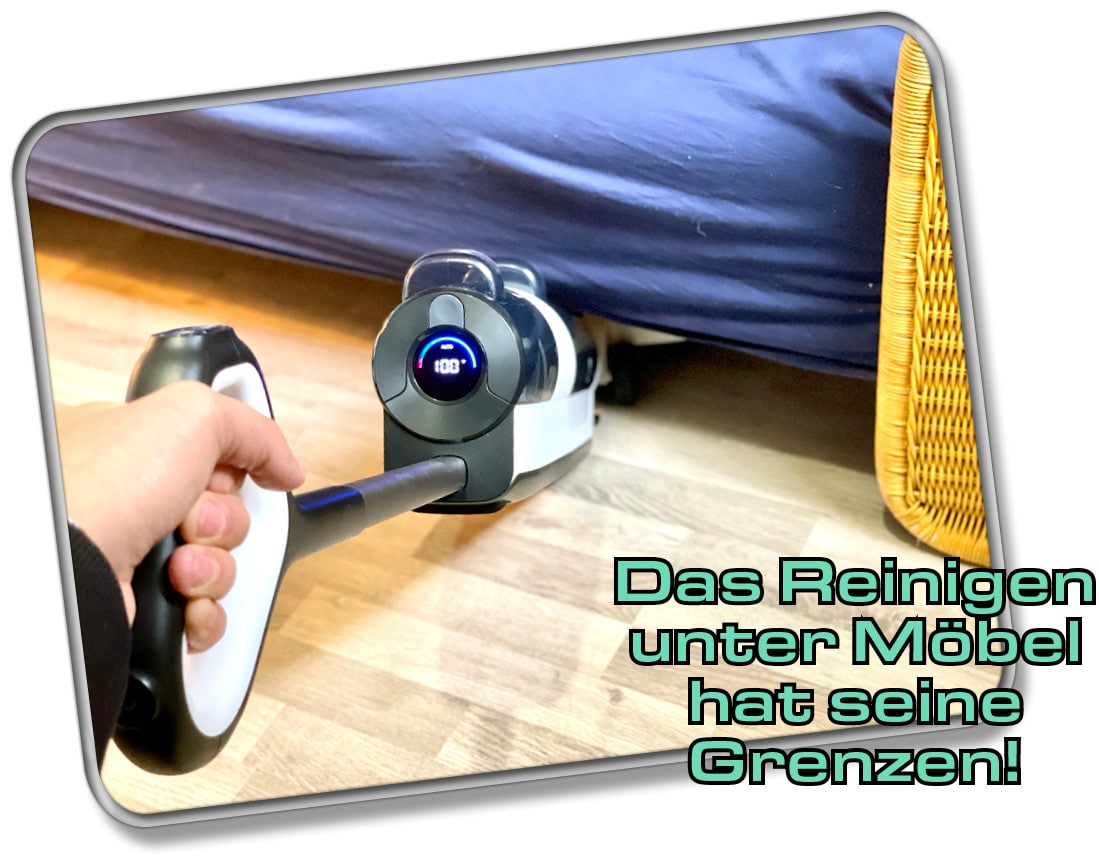 Der Wischsauger kommt nur bis zu einer gewissen Grenze unter Möbel. 