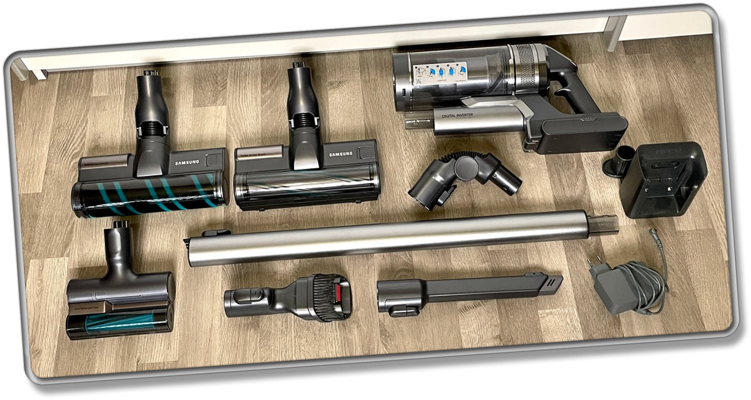 Der Lieferumfang des Samsung Jet 75 Complete ist sehr groß