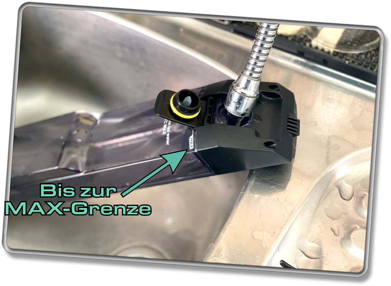 Der Wassertank ist voll sofort einsatzbereit für die nächste Reinigung