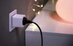Philips Hue Smart Plug