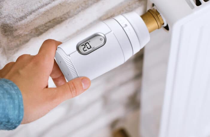 SALUS Controls Thermostat