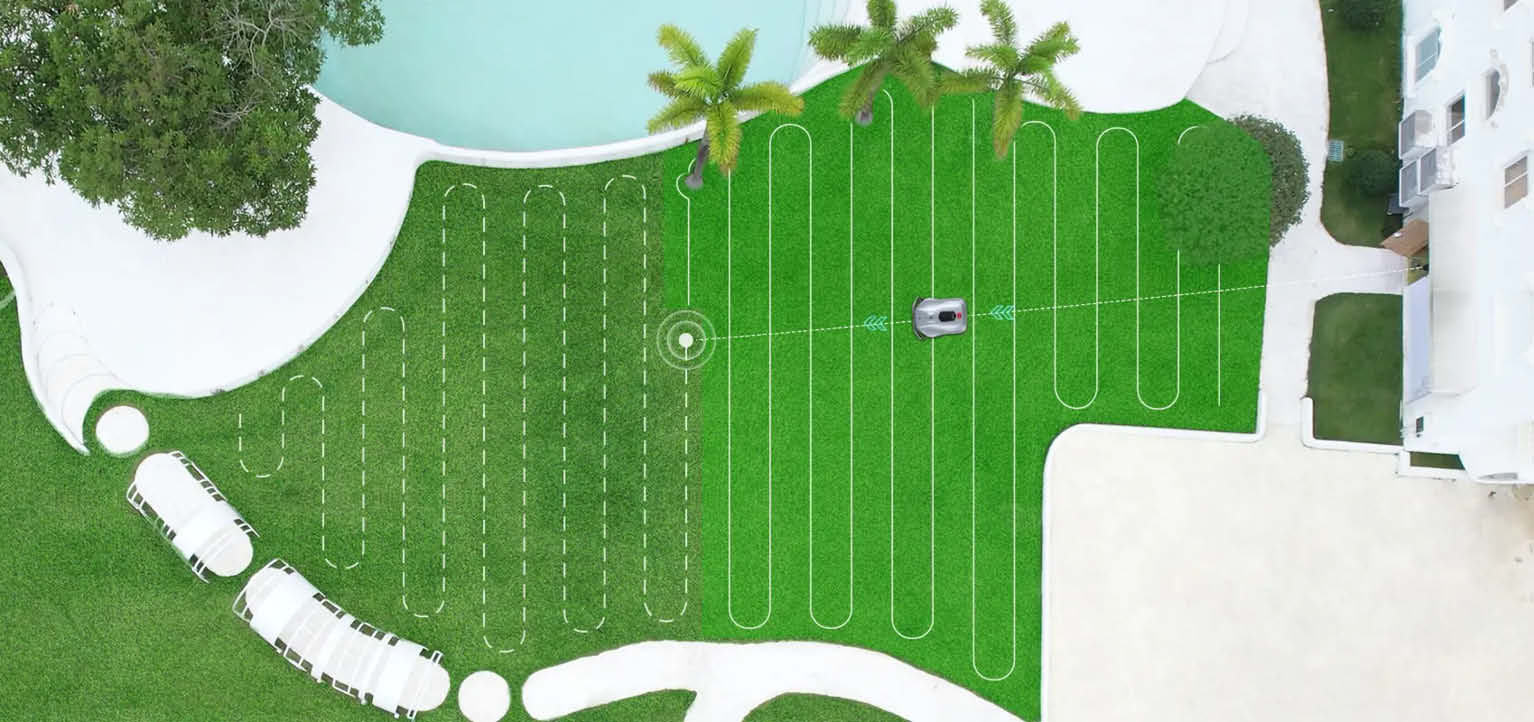 Der Hookii Neomow X fährt in geraden Bahnen