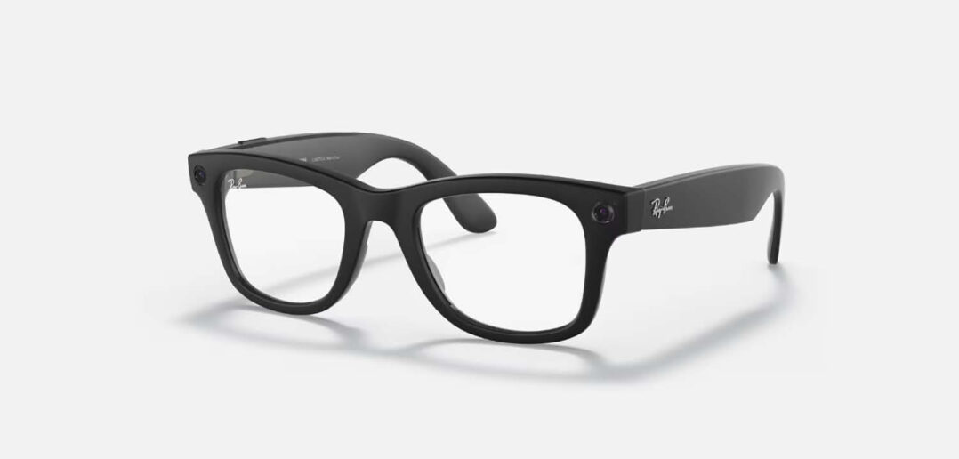Das ist die Ray Ban Stories. Eine Sonnenbrille mit eingebauter Kamera