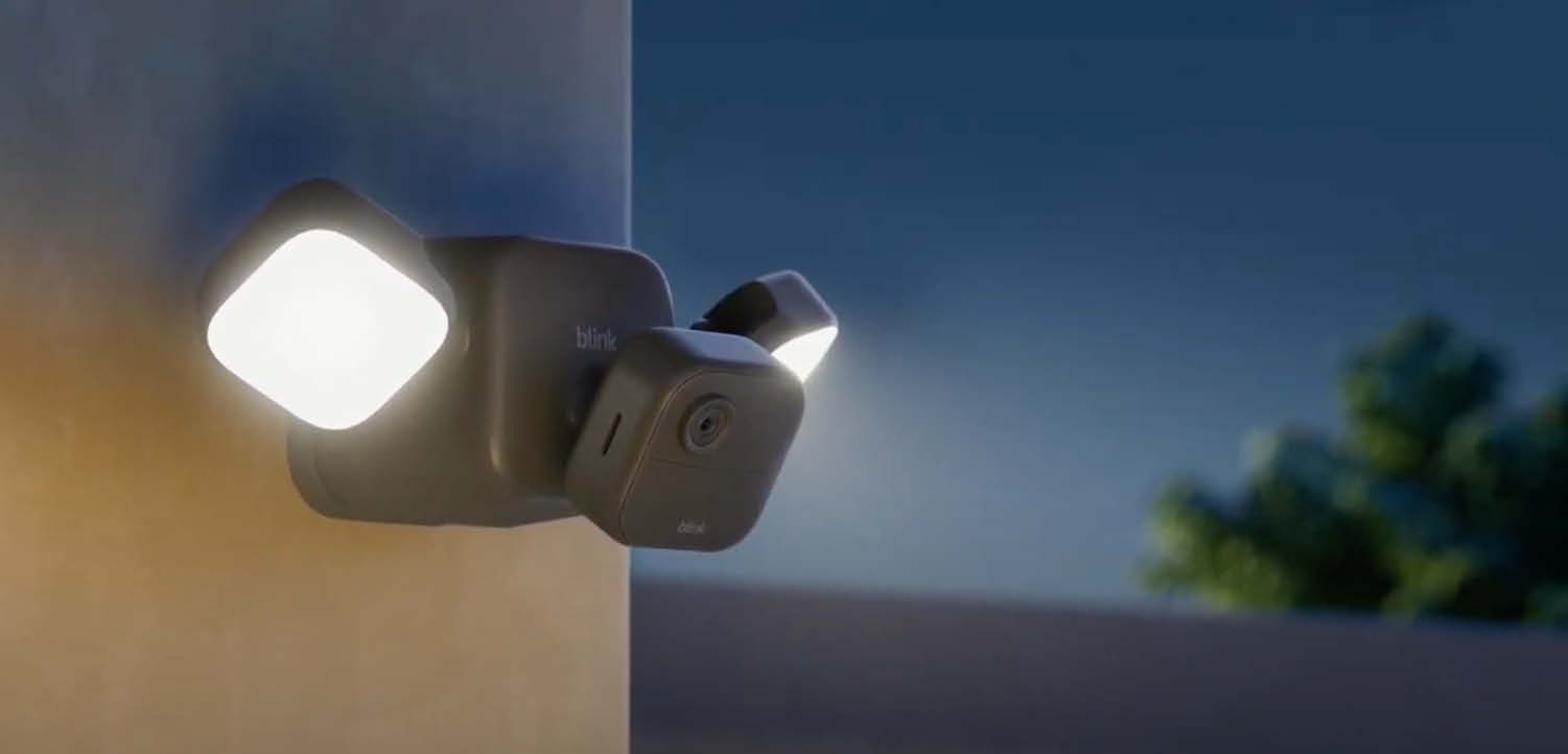 Blink Outdoor 4 Floodlight Camera