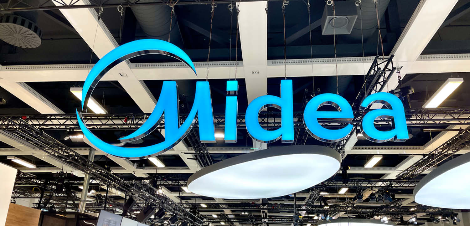 Midea zeigt Saugroboter:Waschmaschinenkombination