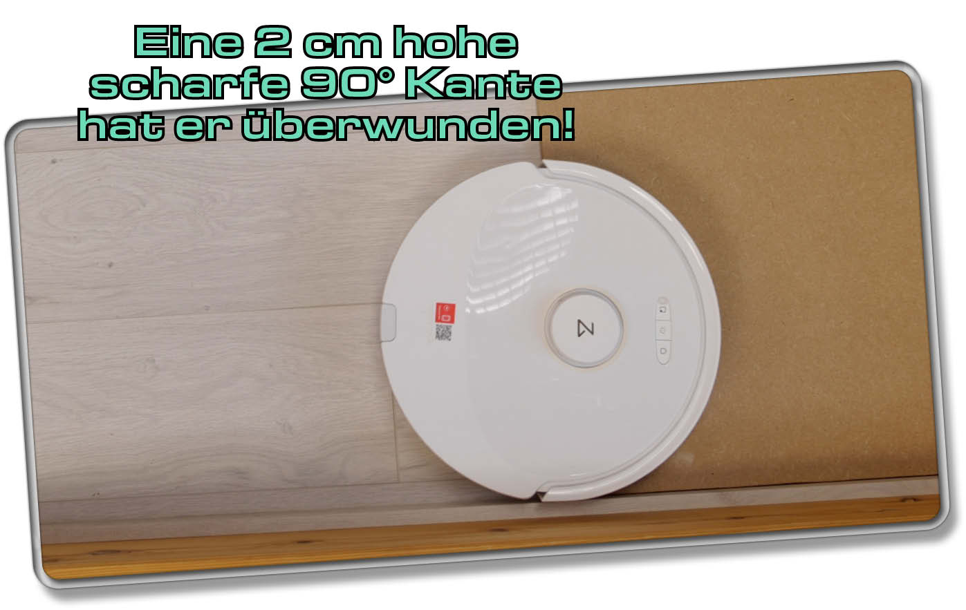 Roborock Q8 Max+ - Der Saugroboter kann Türschwellen in einer Höhe von 2 cm überwinden