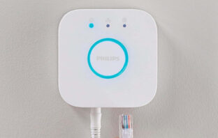 Philips Hue Bridge