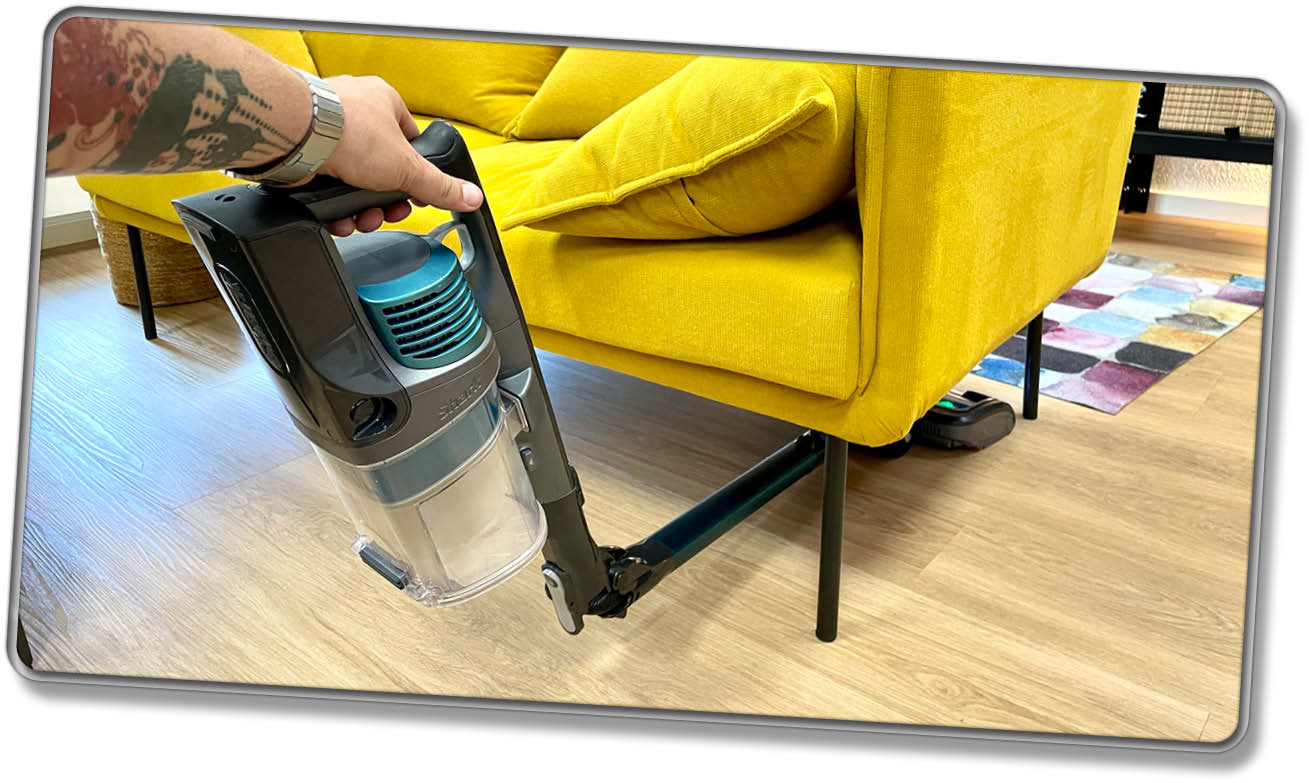 Shark Anti Hair Wrap IZ201EUT - Dank Knickgelenk kann man leicht unter Möbel reinigen