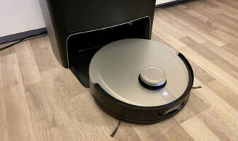 ECOVACS DEEBOT X1 OMNI - Wir haben den Alleskönner genau unter die Lupe genommen.