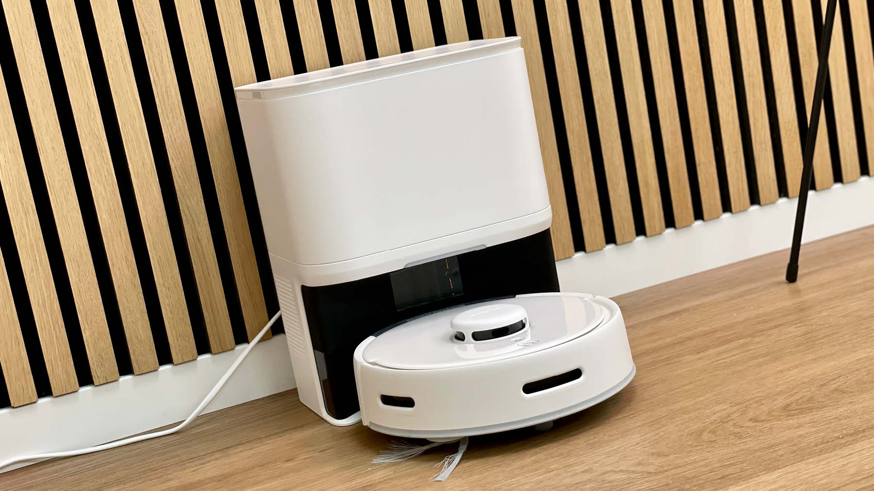 SwitchBot K10+ - Wir haben den kleinsten Saugroboter der Welt im Test