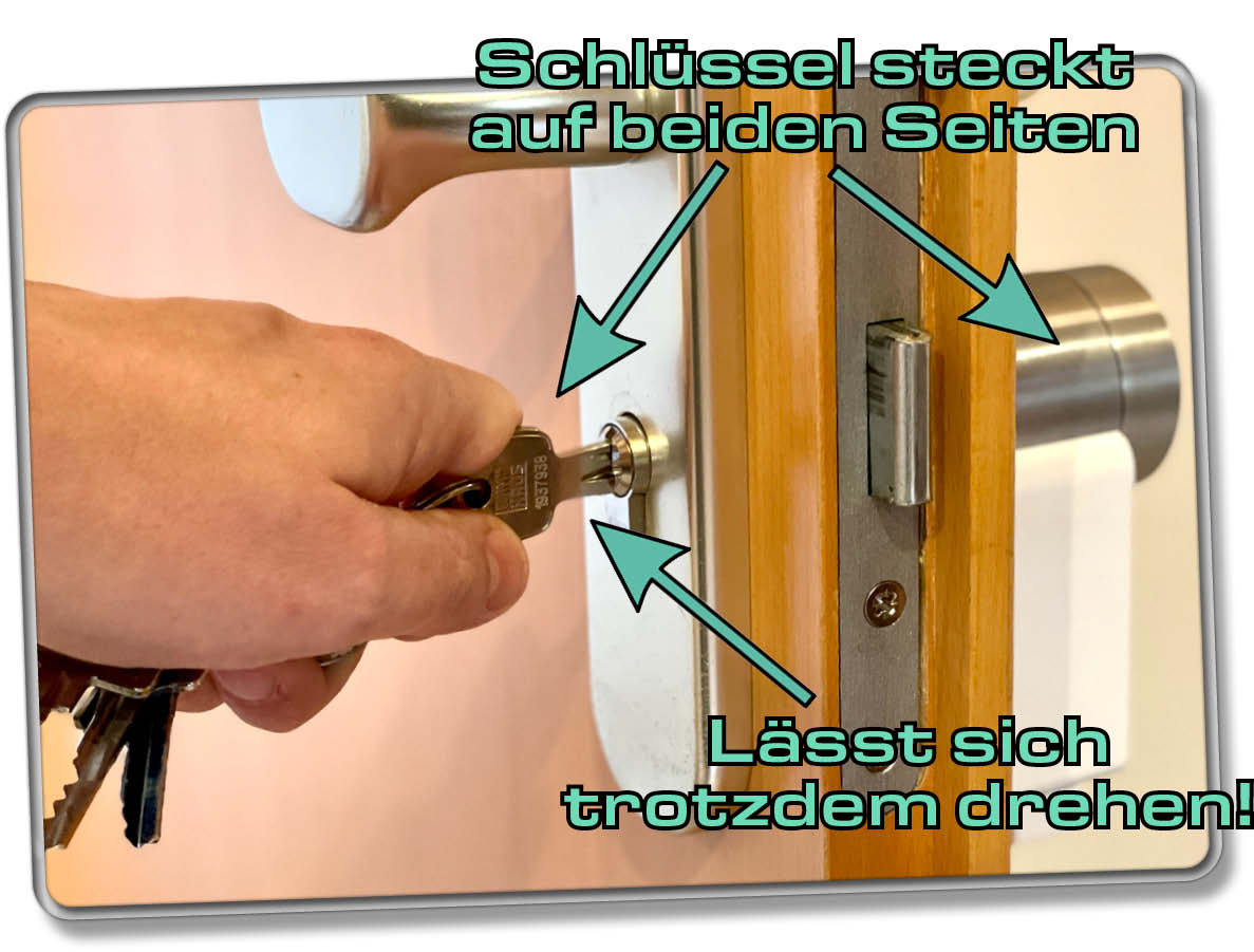 Der Schlüssel muss von beiden Seiten drehbar sein!