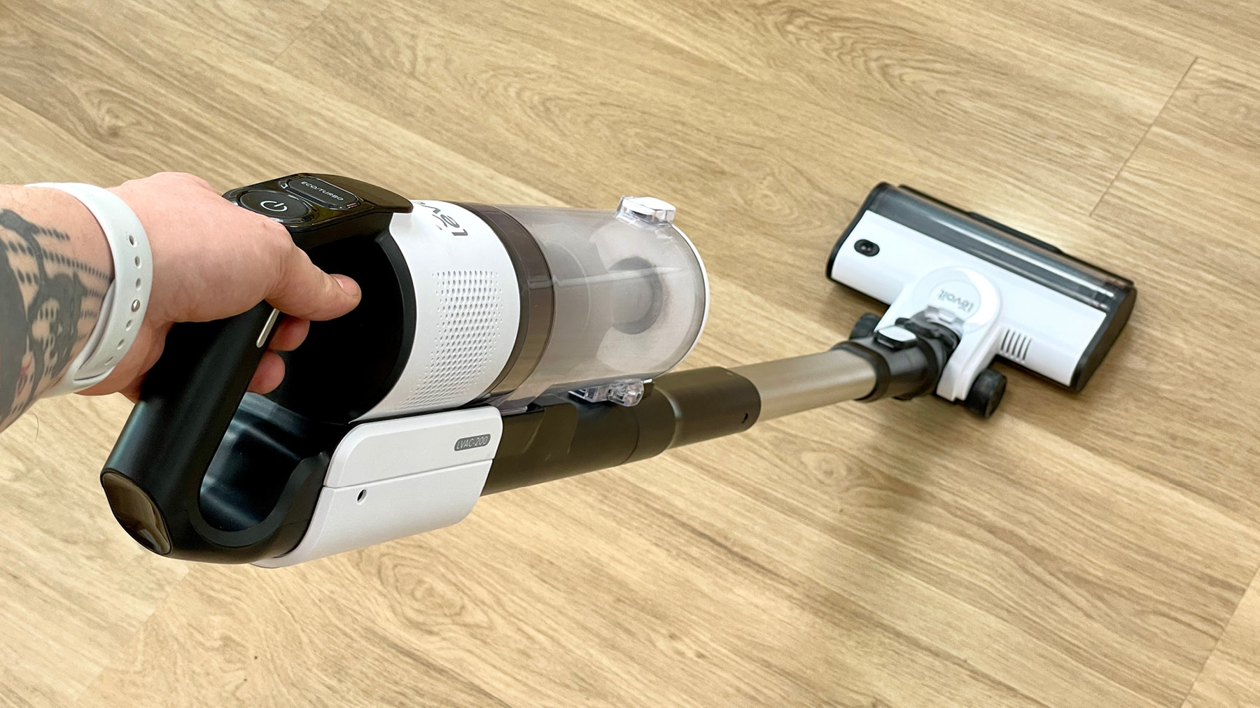 Levoit LVAC-200 - Wir haben den günstigen Akkustaubsauger getestet!