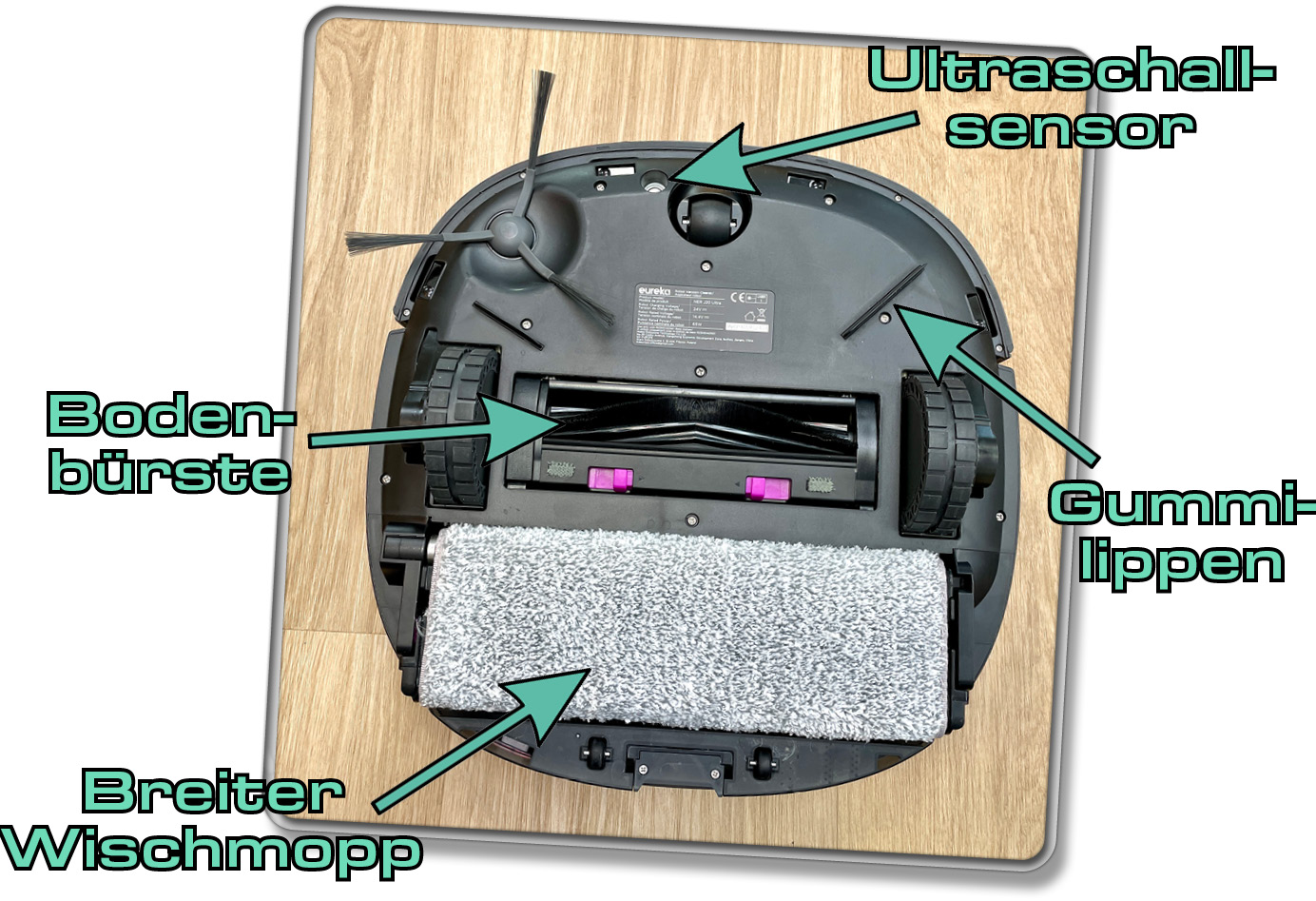 Auf der Unterseite erkennt man sofort den sehr breiten Wischmopp