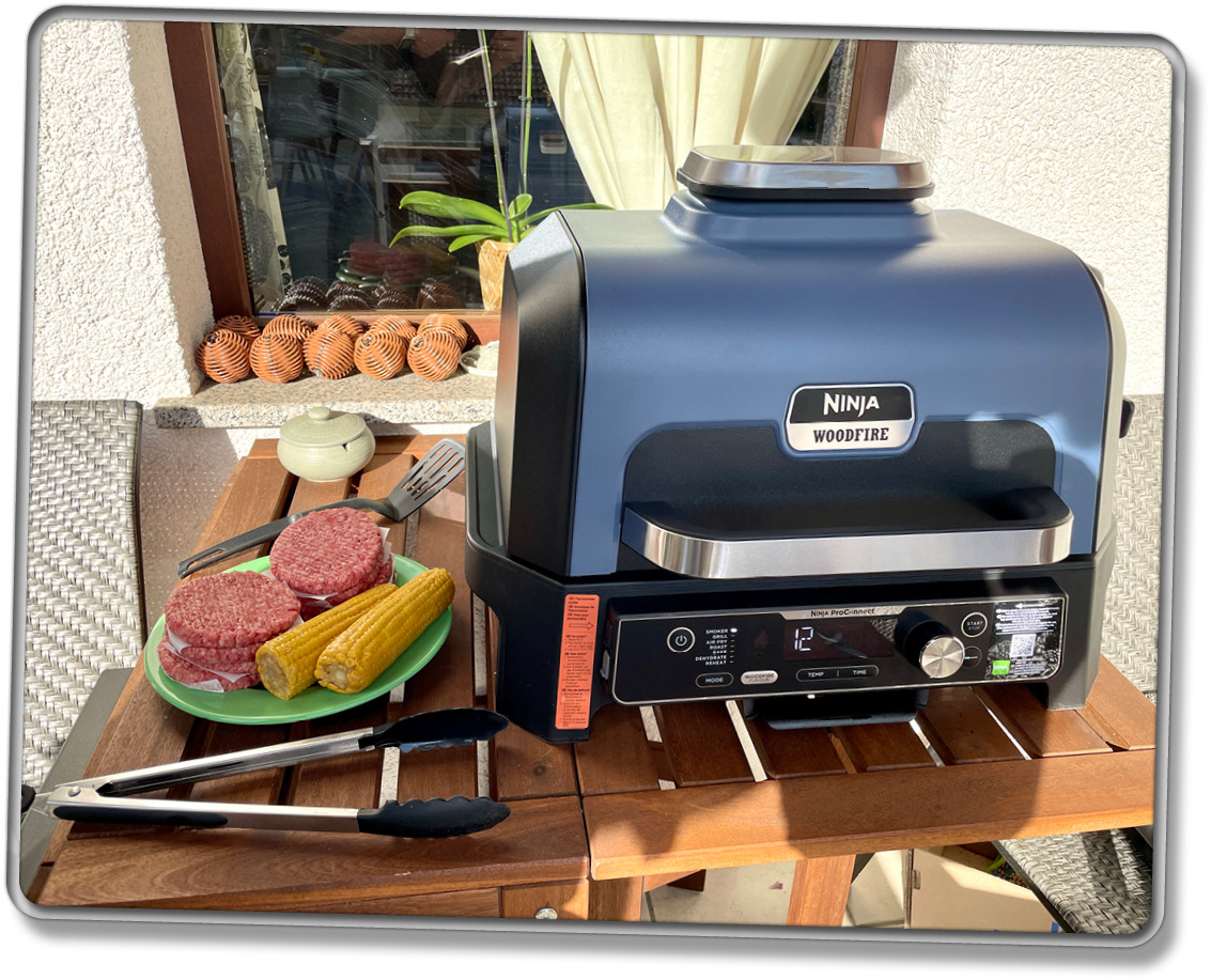 Burger und Mais gegrillt