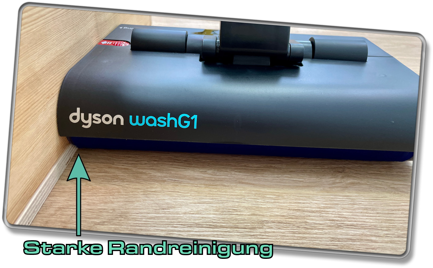 Der Dyson WashG1 besitzt eine einseitige Randreinigungsfunktion
