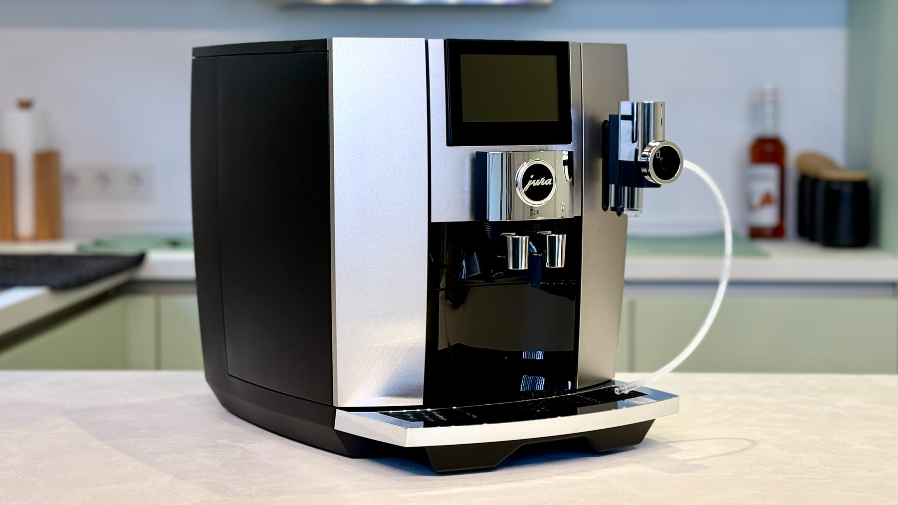 Jura J8 Heute haben wir die Jura J8 getestet.