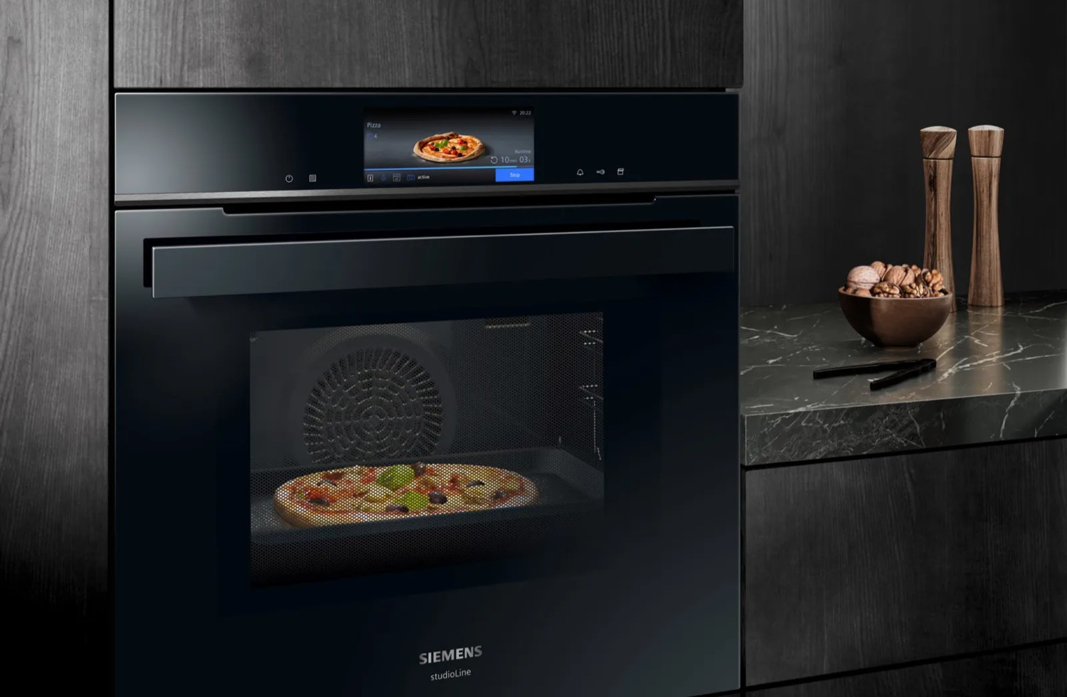 Siemens iQ700 Backofen mit Gerichteerkennung