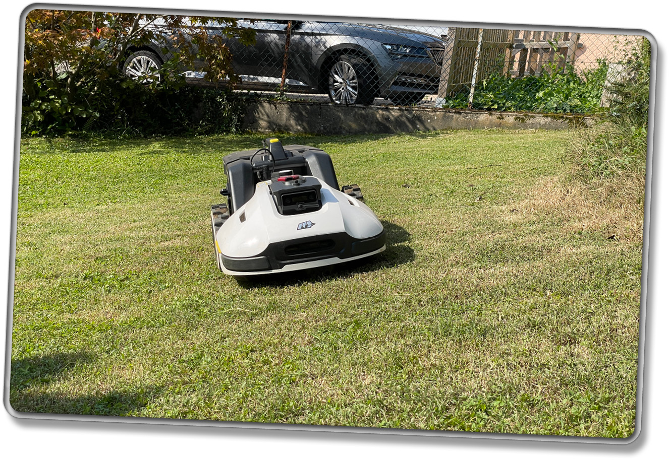 Wir schauen uns an, wie gut der Mammotion YUKA den Rasen mäht