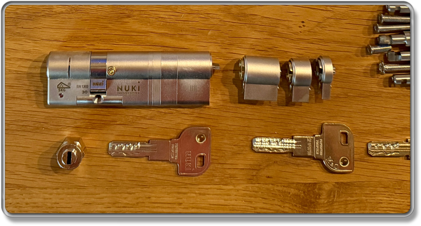 Den Schließzylinder kann man an die Breite der Tür genau anpassen