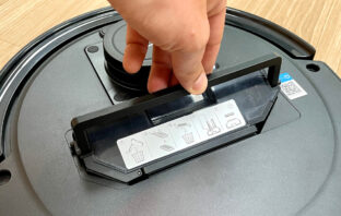 Saugroboter Staubbehälter