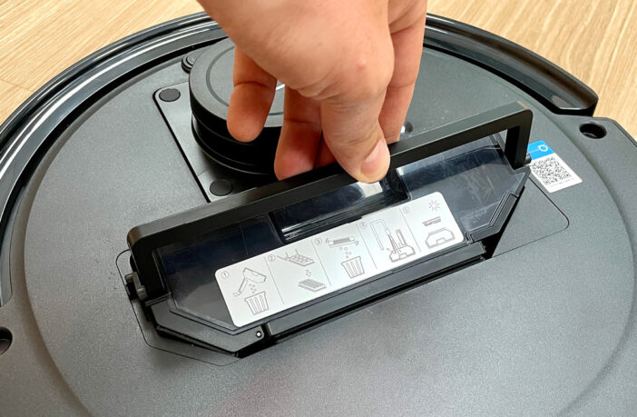 Saugroboter Staubbehälter