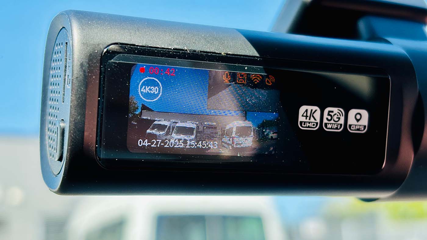 GKU D900 Dashcam